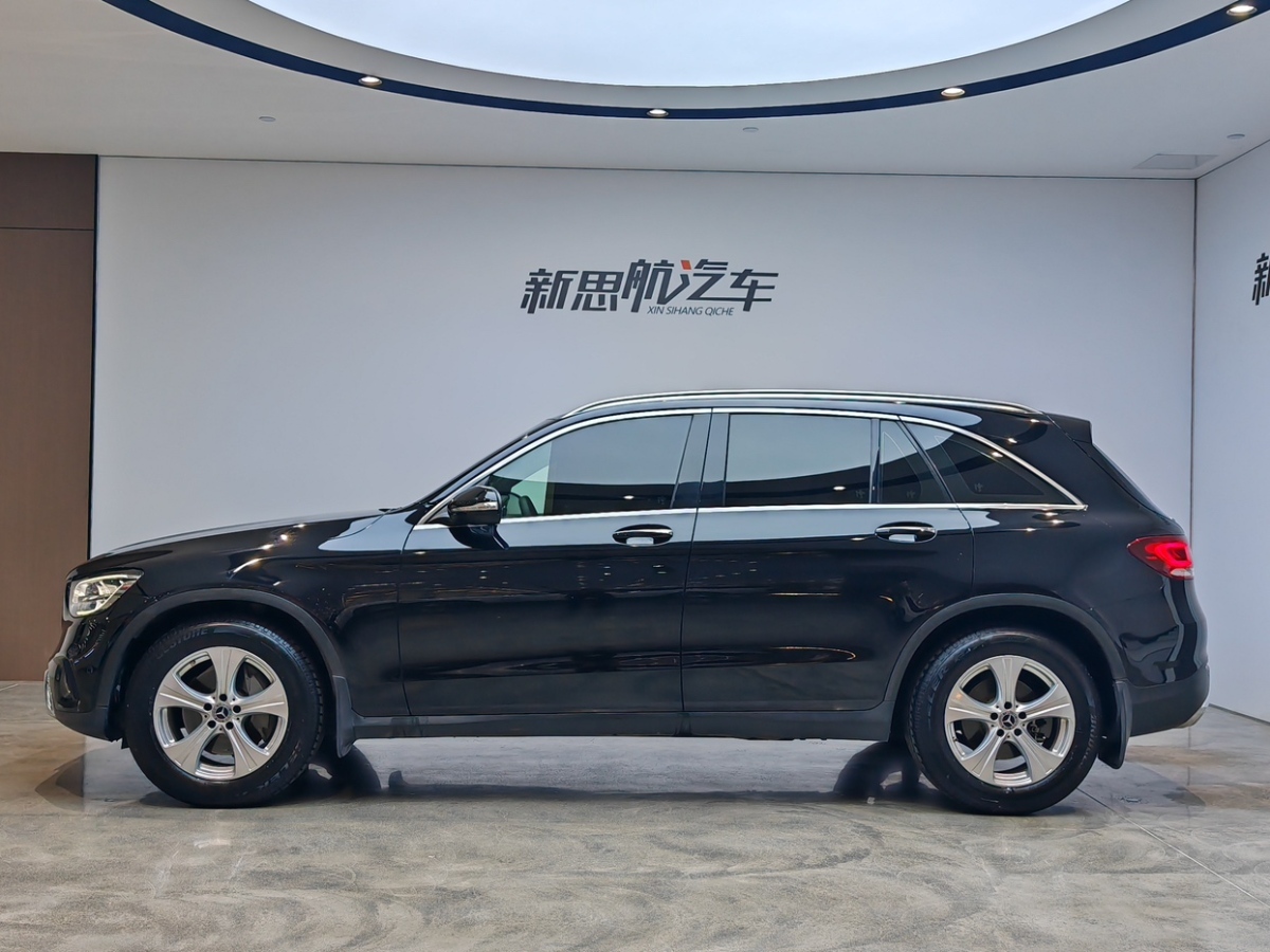 2020年7月奔馳 奔馳GLC  2021款 GLC 260 L 4MATIC 動(dòng)感型