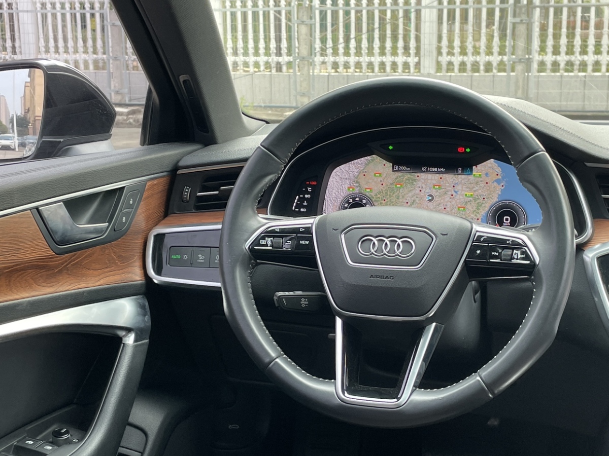 奧迪 奧迪A6L  2020款 45 TFSI quattro 臻選動感型圖片