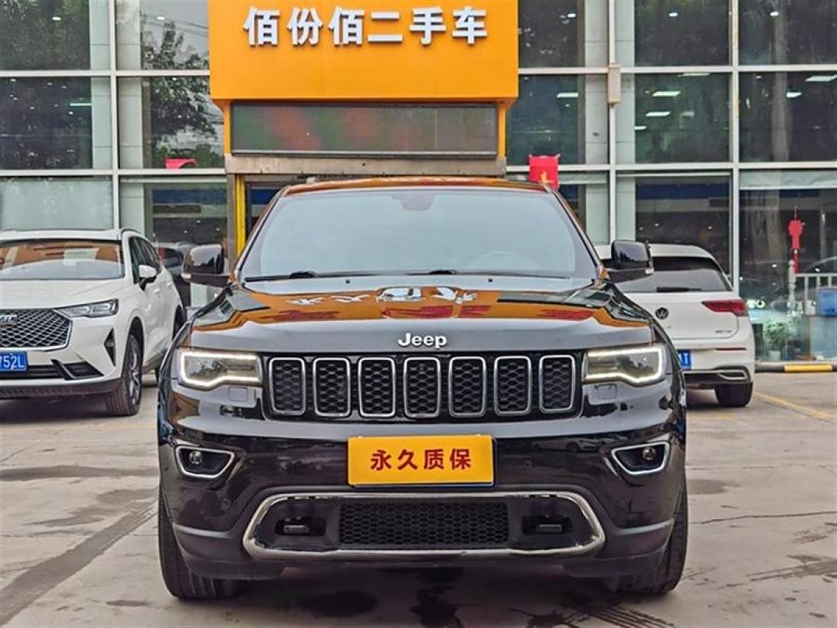 2020年7月Jeep 大切諾基  2020款 3.0L 專(zhuān)業(yè)導(dǎo)航版