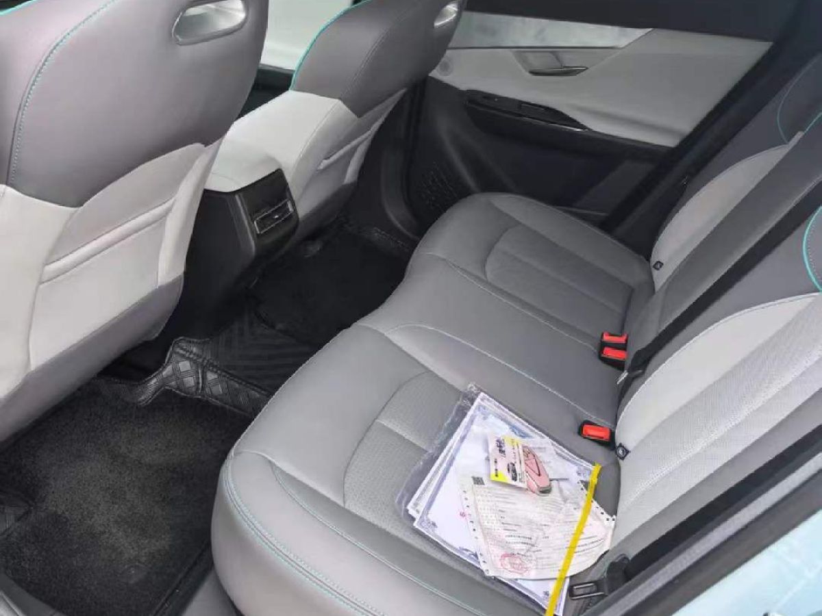 長(zhǎng)安 UNI-T  2023款 1.5T 卓越型圖片
