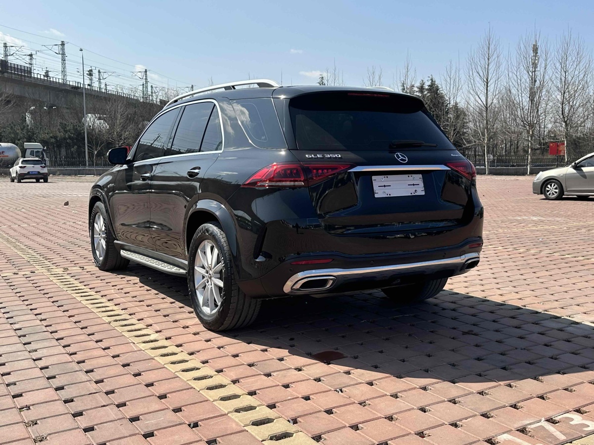 奔馳 奔馳GLE  2024款 改款 GLE 350 4MATIC 時尚型圖片