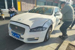 XJ 捷豹 XJL 2.0T 兩驅(qū)典雅商務(wù)版