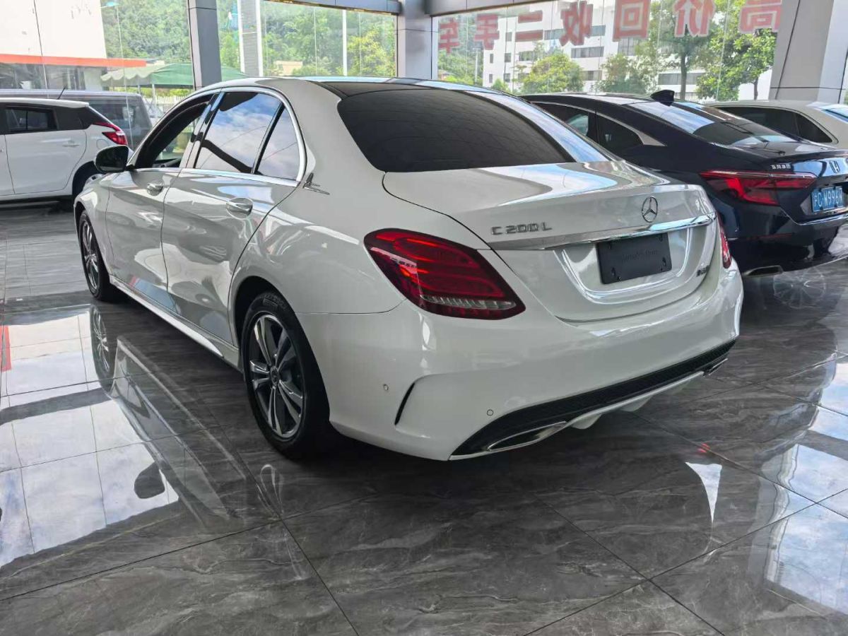 奔馳 奔馳C級(jí)  2018款 C 300 L圖片