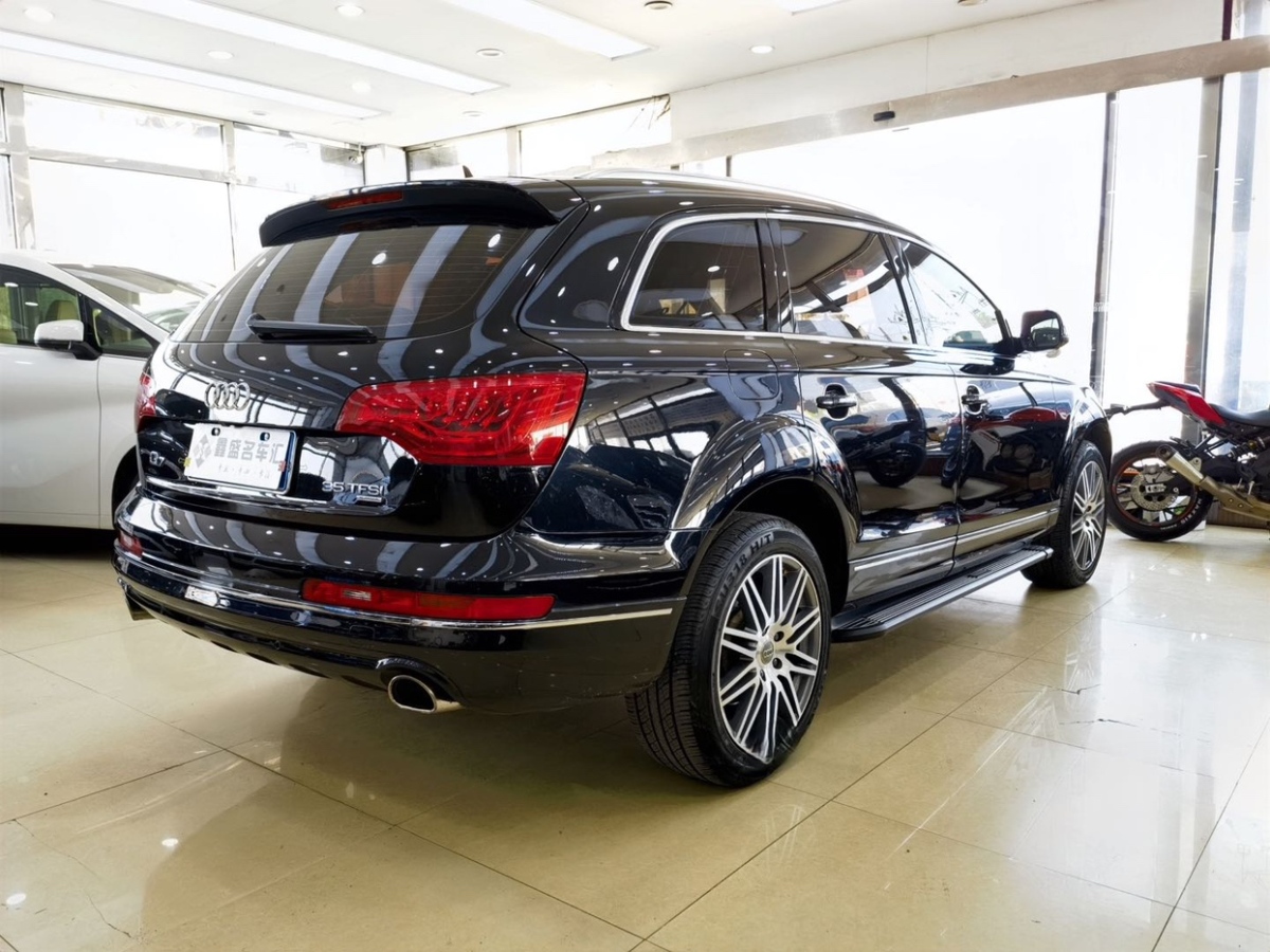 奧迪 奧迪Q7  2013款 35 TFSI 進(jìn)取型圖片