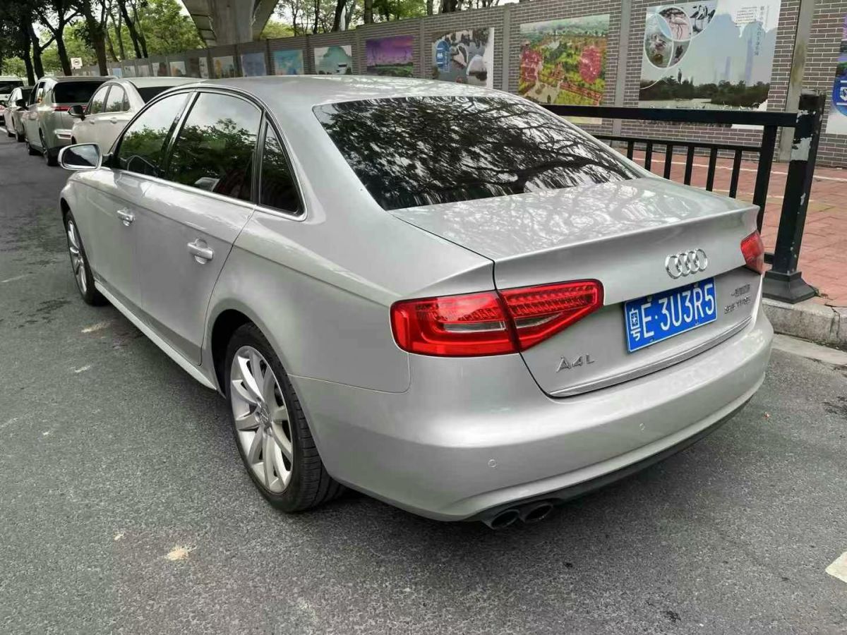 奧迪 奧迪A4L  2015款 A4L 1.8TFSI 30TFSI 舒適型圖片