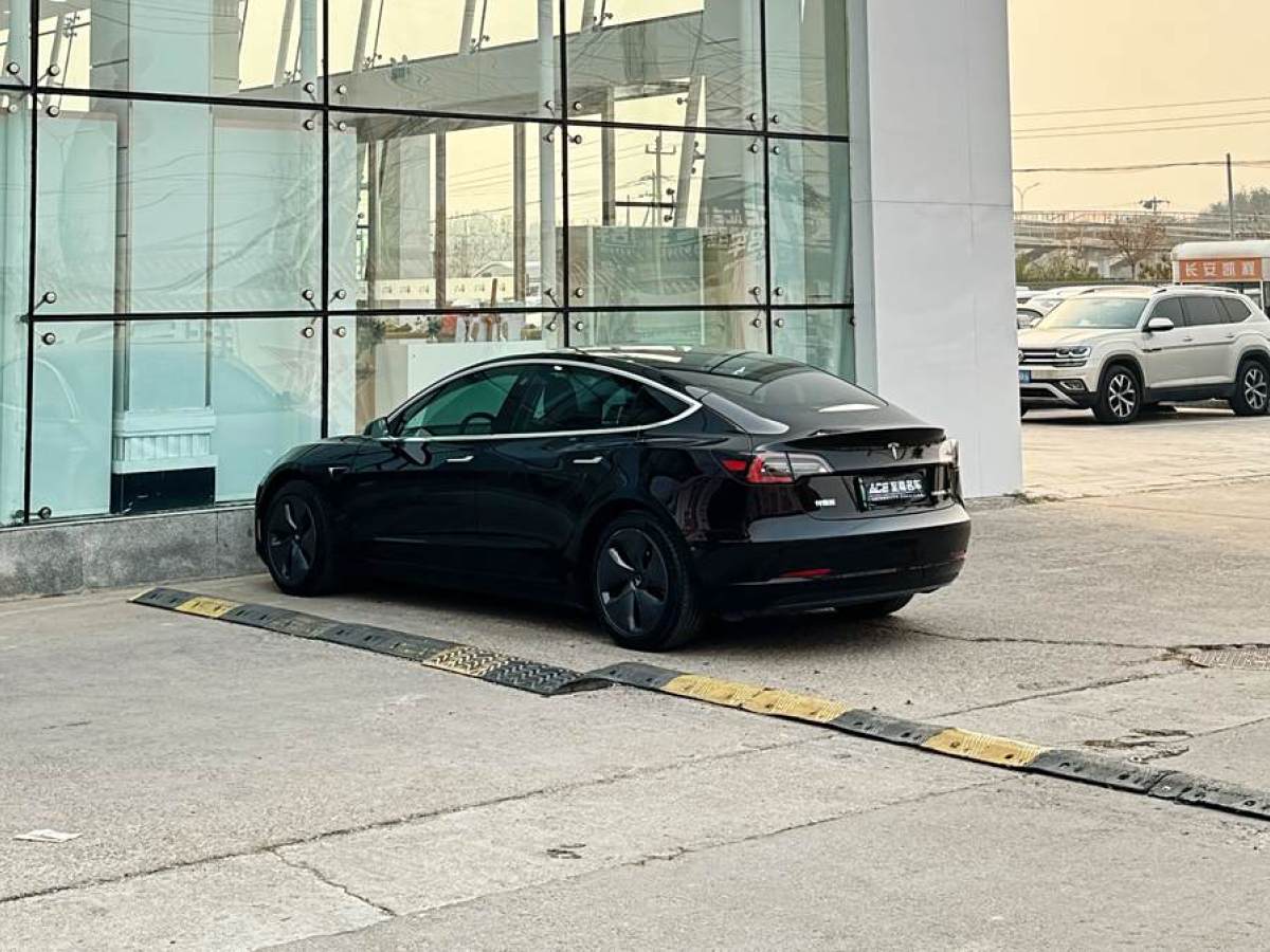 2021年1月特斯拉 Model 3  2020款 改款 標(biāo)準(zhǔn)續(xù)航后驅(qū)升級(jí)版