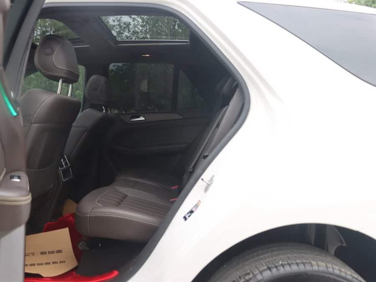 奔馳 奔馳GLE  2019款 GLE 400 4MATIC 臻藏版圖片