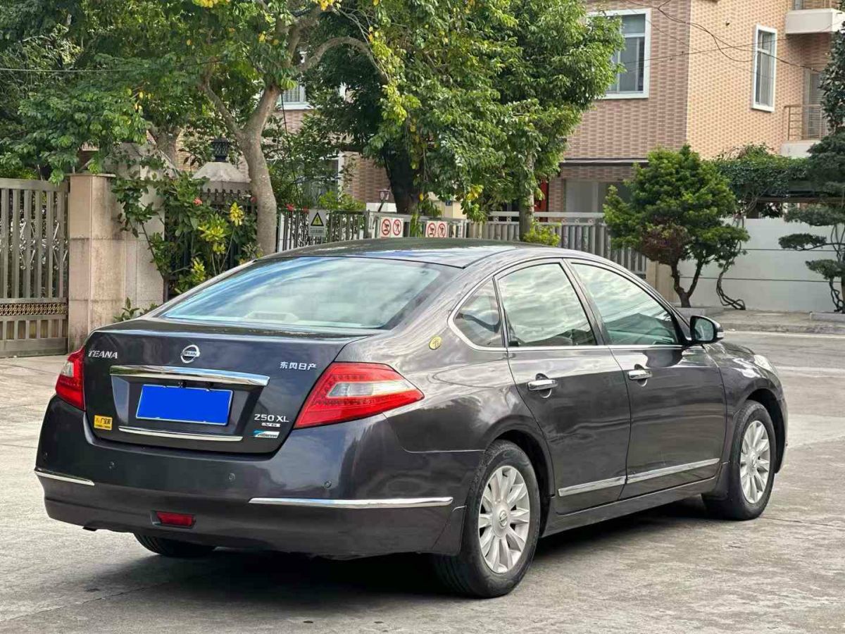 日產(chǎn) 天籟  2009款 公爵 2.5L XV VIP尊享版圖片