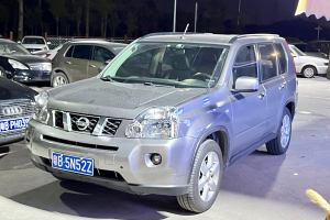 奇骏 日产 2.5L CVT旗舰版 4WD