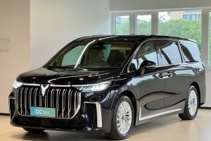 夢想家 嵐圖 PHEV 超長續(xù)航尊貴版