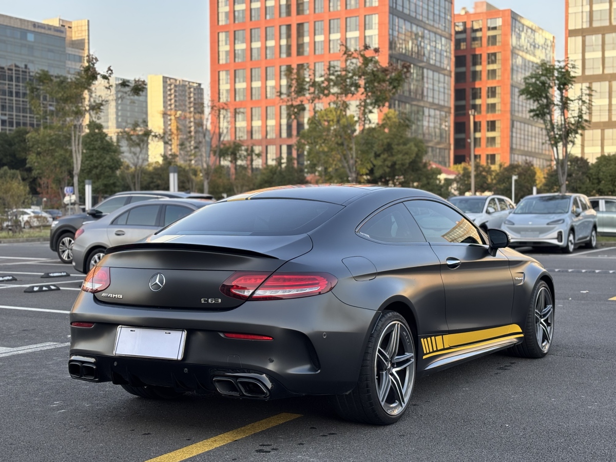 奔馳 奔馳C級AMG  2021款 AMG C 63 轎跑車圖片