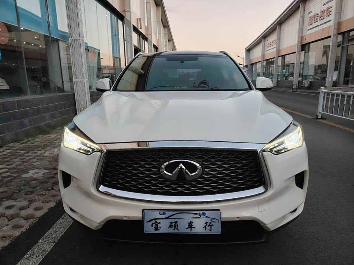 2023年10月英菲尼迪 QX50  2022款 2.0T 兩驅(qū)時尚版