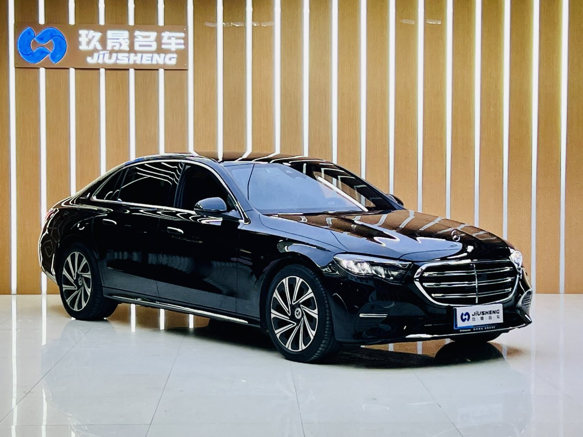 奔馳 奔馳E級(jí)  2024款 E 300 L 豪華型圖片