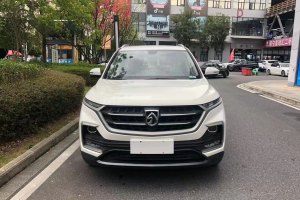 530 宝骏 1.5T CVT精英型