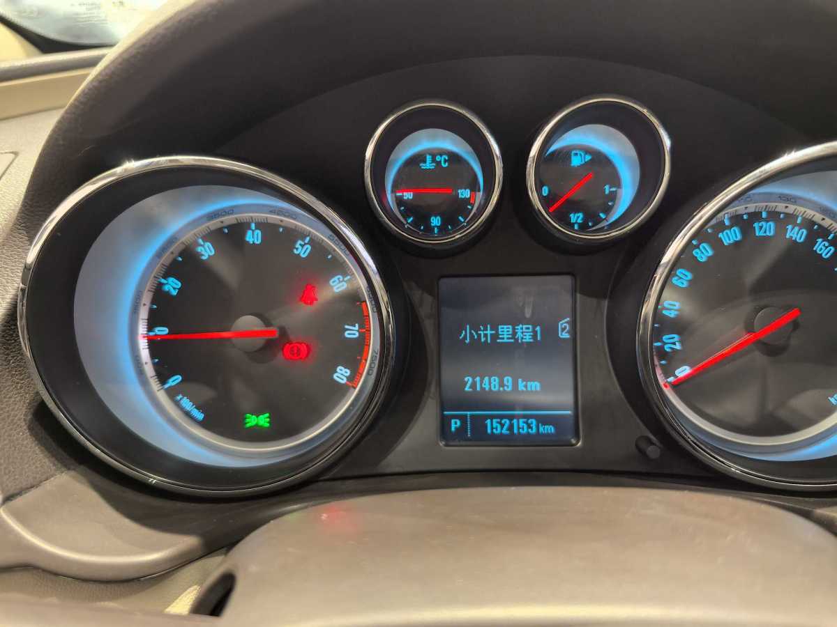 別克 君威  2012款 2.0L 舒適版圖片