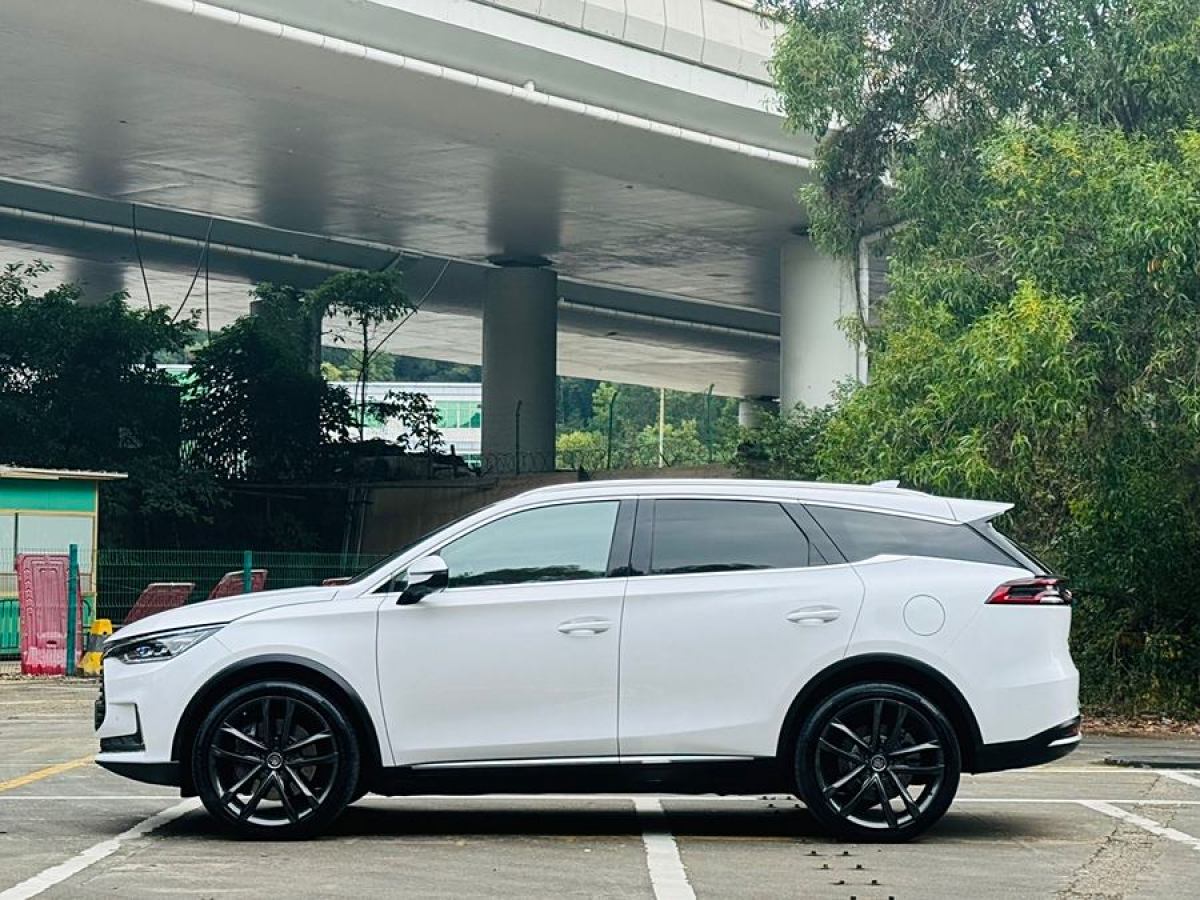 比亞迪 唐新能源  2019款 EV600D 四驅(qū)智聯(lián)創(chuàng)領(lǐng)型 5座圖片