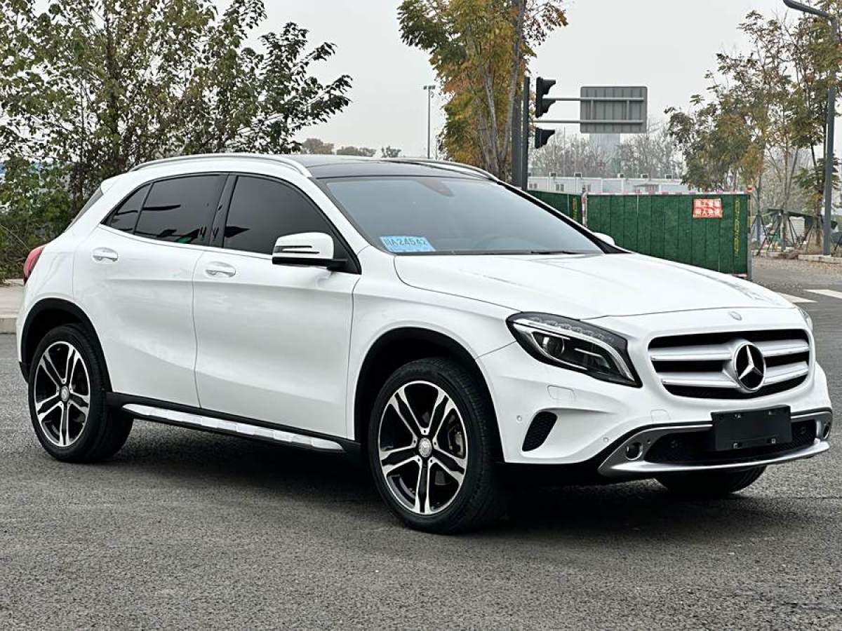 奔馳 奔馳GLA  2016款 GLA 220 4MATIC 豪華型圖片