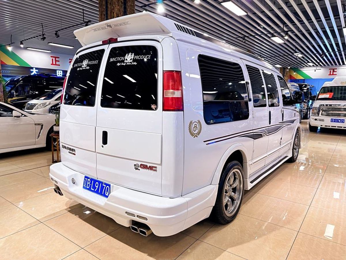 2013年10月GMC SAVANA  2013款 5.3L 1500運動版