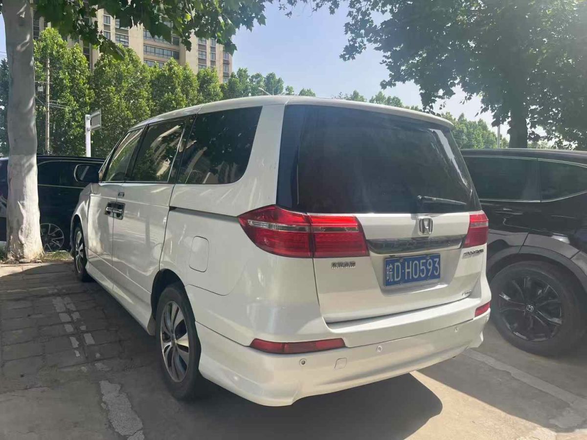 GMC SAVANA  2013款 6.0L 領(lǐng)袖級(jí)商務(wù)車(chē)圖片