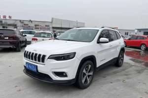 自由光 Jeep 2.0T 两驱智享版 国VI