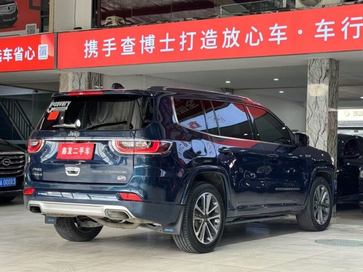 Jeep 大指揮官  2018款 2.0T 四驅(qū)耀享版圖片