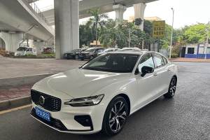 S60L 沃爾沃 B5 智雅運(yùn)動(dòng)版