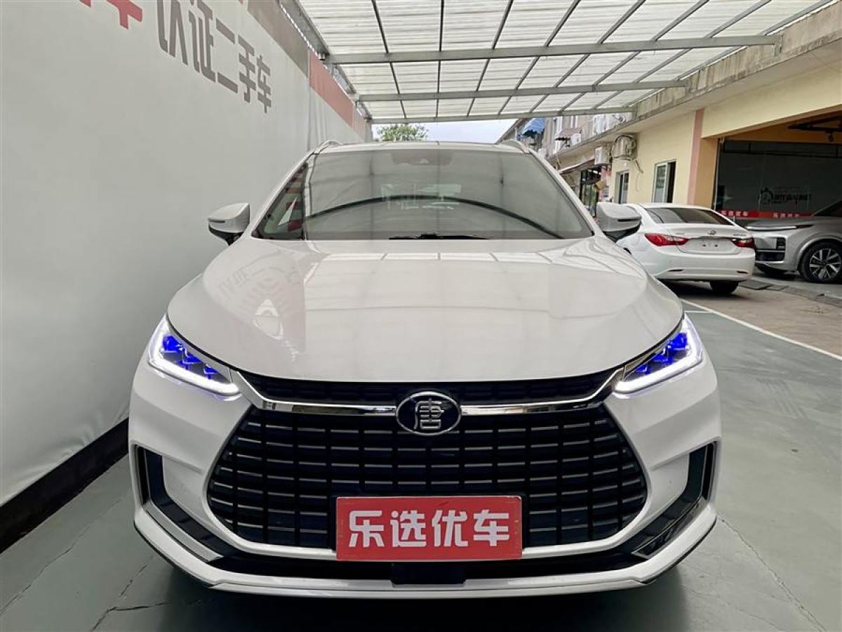 2019年4月比亞迪 唐新能源  2019款 EV600D 四驅(qū)智聯(lián)創(chuàng)領(lǐng)型 5座