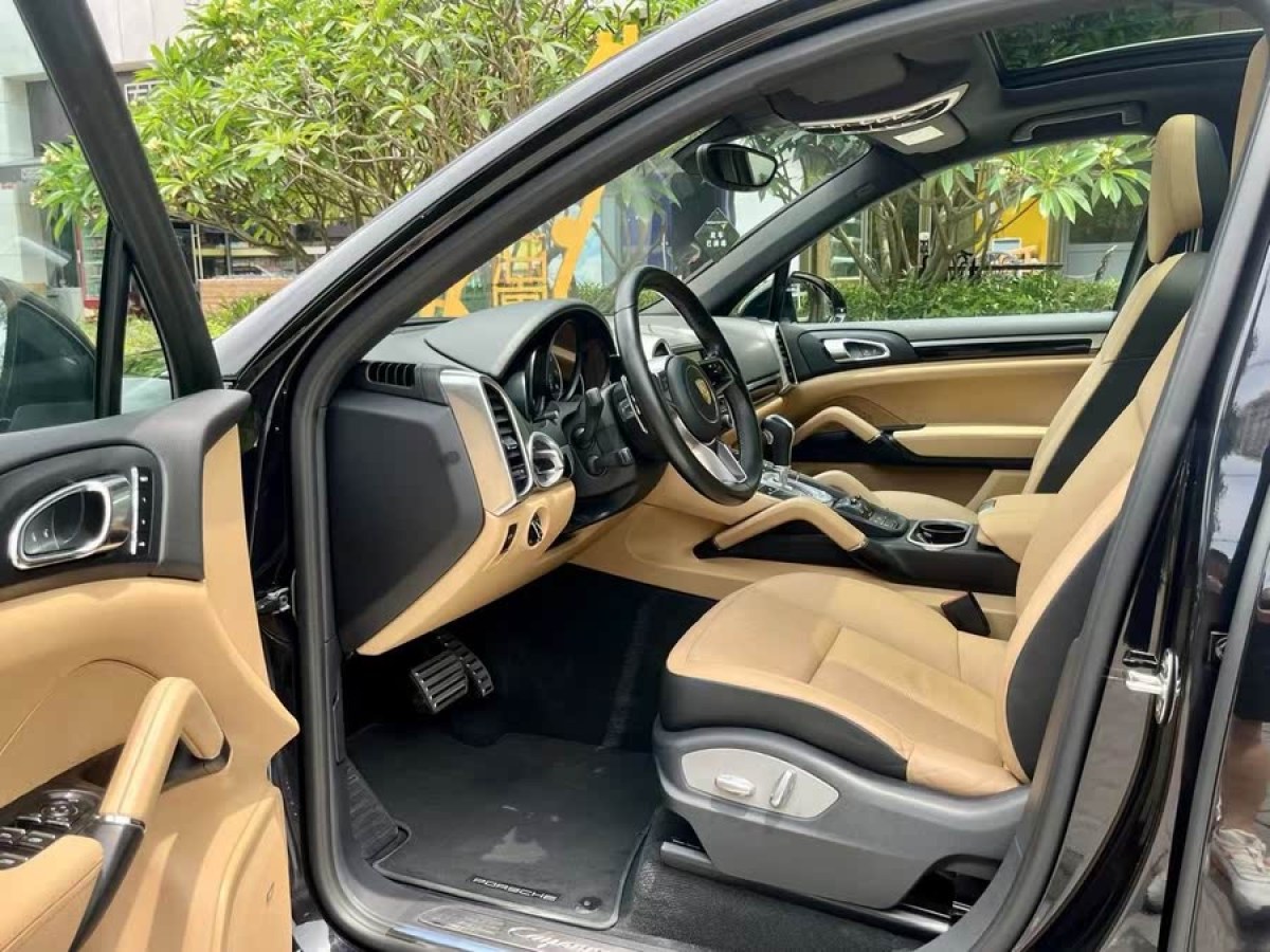 保時(shí)捷 Cayenne  2015款 Cayenne 3.0T圖片