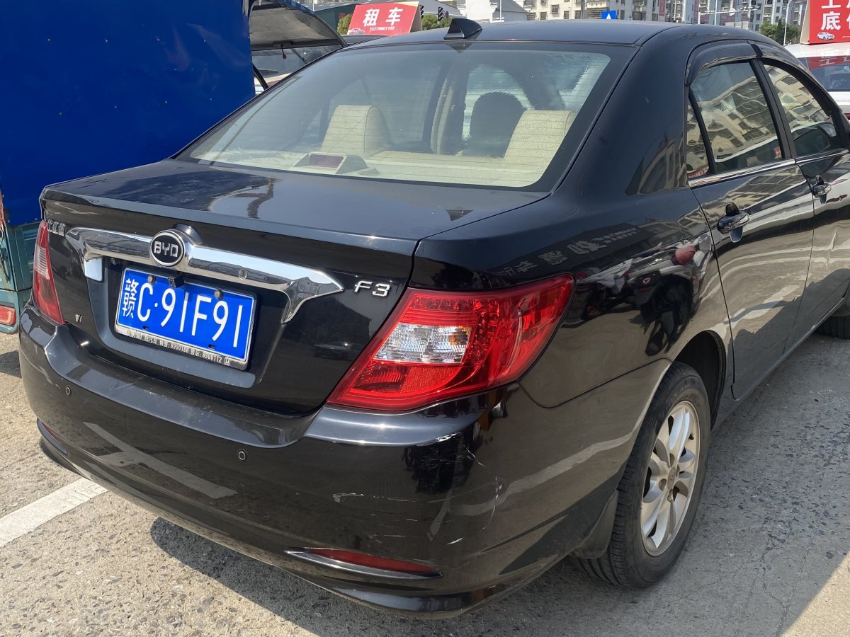 比亞迪 L3  2012款 1.5L 手動尊貴型圖片