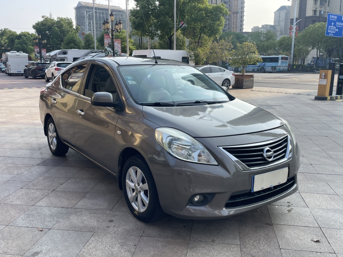 日產(chǎn) 陽光  2011款 1.5XV 手動(dòng)尊貴版圖片