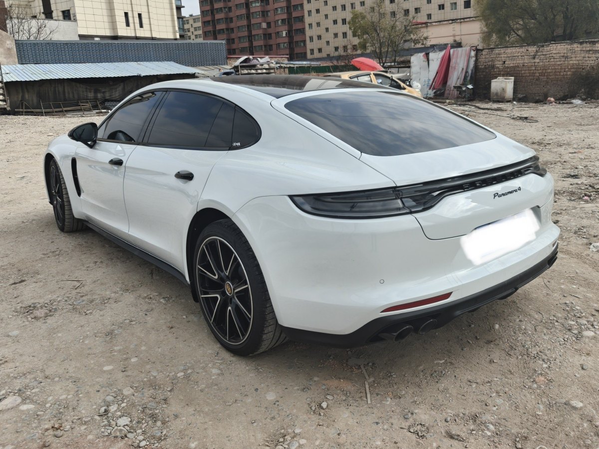 保時(shí)捷 Panamera  2023款 改款 Panamera 4 行政加長(zhǎng)鉑金版 2.9T圖片