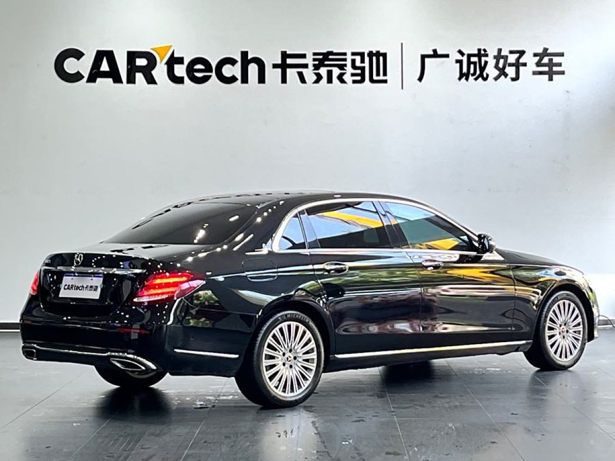 奔馳 奔馳E級  2020款 改款 E 300 L 時(shí)尚型圖片