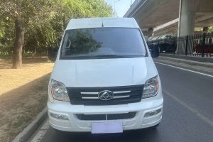 V80 上汽大通 2.5T 6擋手動廂式貨車短軸中頂2/3座