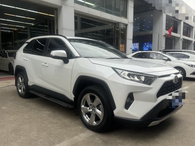 2023年1月 豐田 RAV4 榮放 2.0L CVT兩驅(qū)風(fēng)尚版圖片