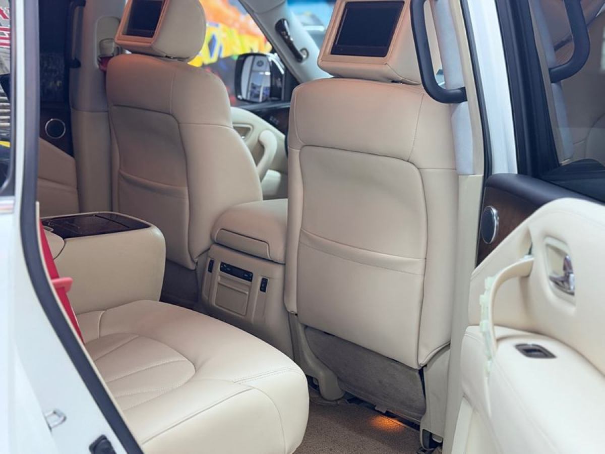 英菲尼迪 QX  2011款 QX56圖片