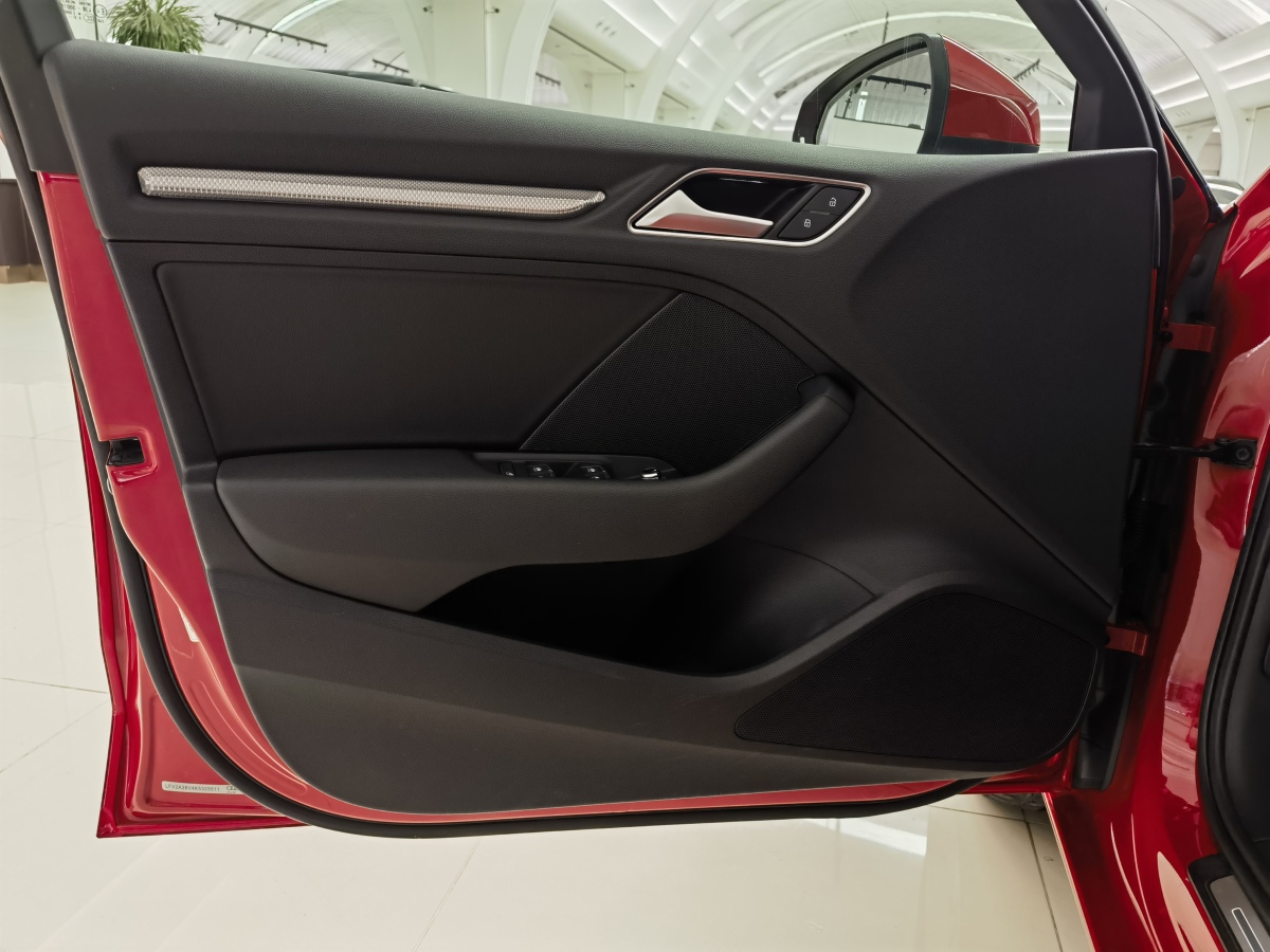 奧迪 奧迪A3  2019款 Limousine 35 TFSI 風(fēng)尚型 國VI圖片