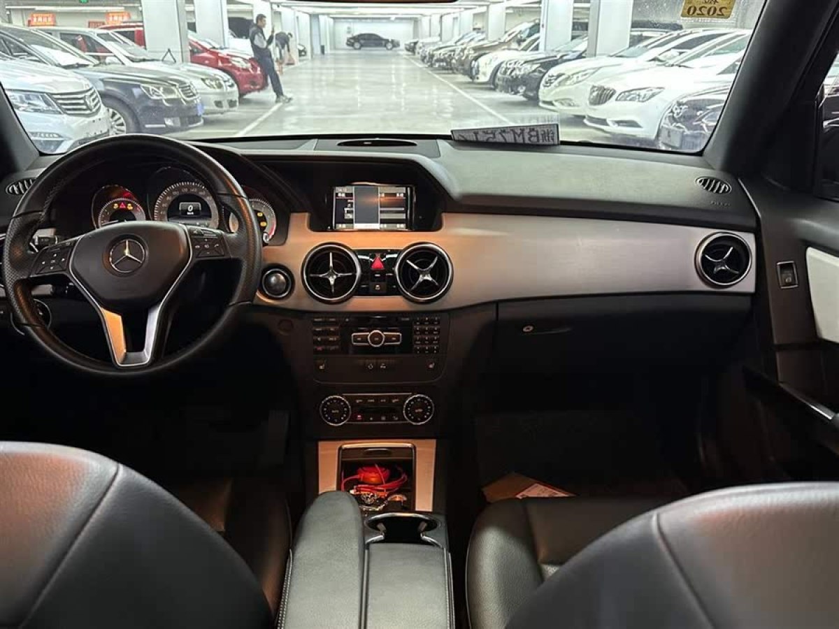 奔馳 奔馳GLK級  2013款 改款 GLK 300 4MATIC 時尚型圖片