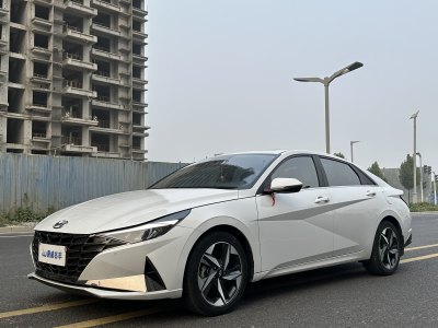 2021年5月 現(xiàn)代 伊蘭特 1.5L LUX尊貴版圖片