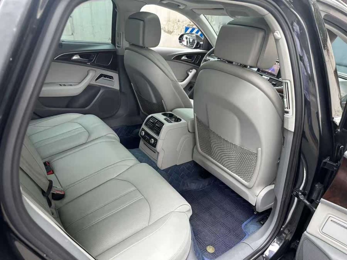 奧迪 奧迪A6L  2014款 TFSI 標(biāo)準(zhǔn)型圖片