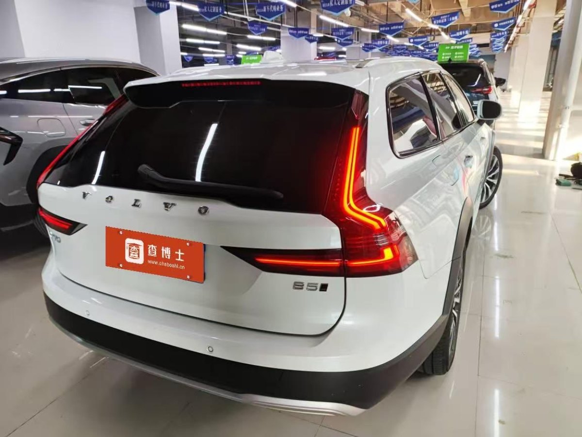 沃爾沃 V90  2025款 Cross Country B5 AWD 智遠(yuǎn)版圖片