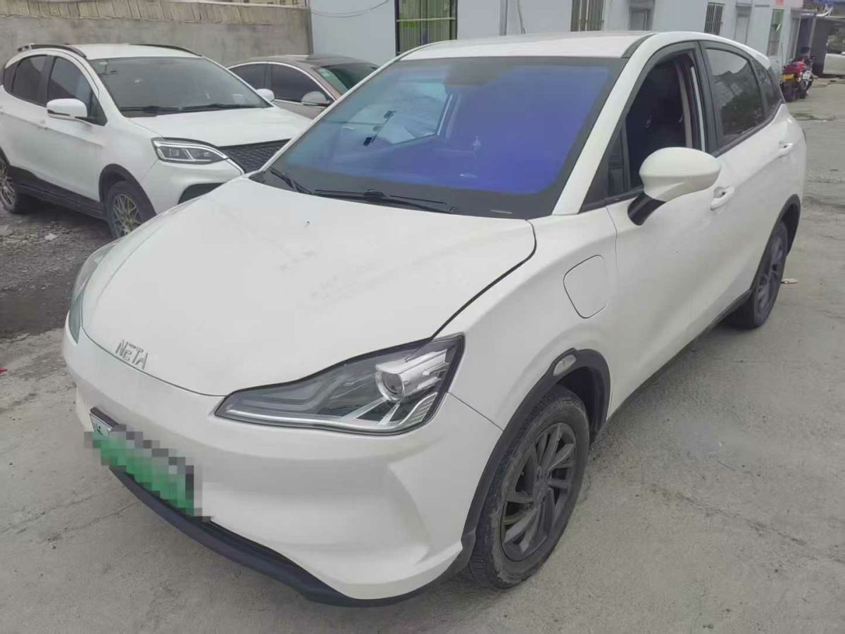 哪吒 哪吒V  2021款 標準續(xù)航娛樂版圖片