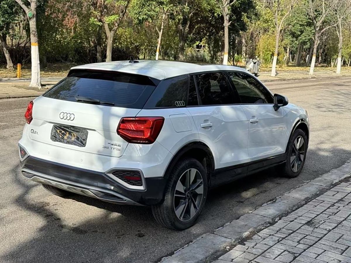 奧迪 奧迪Q2L  2022款 35 TFSI 時尚動感型圖片