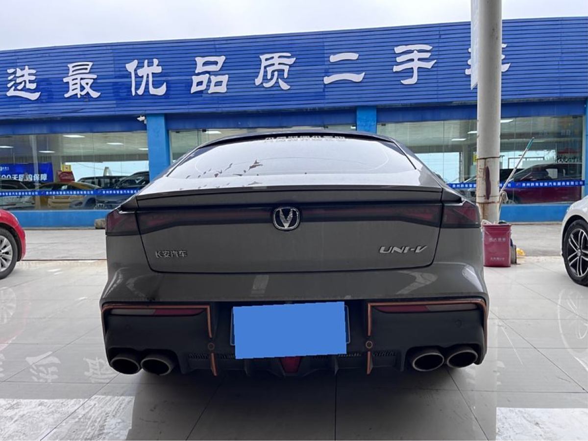 長安 長安UNI-V  2022款 1.5T 運動版圖片