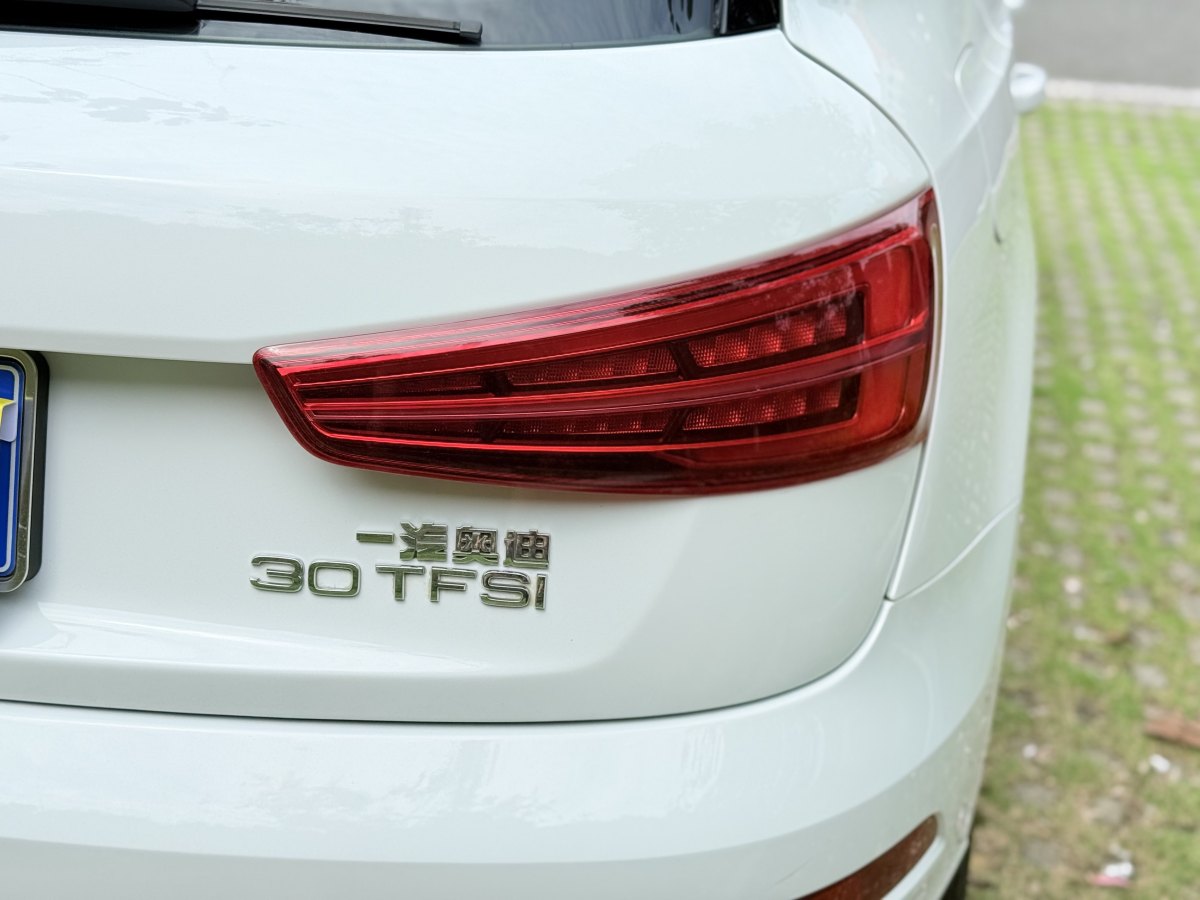 奧迪 奧迪Q3  2018款 30周年年型 30 TFSI 時尚型圖片