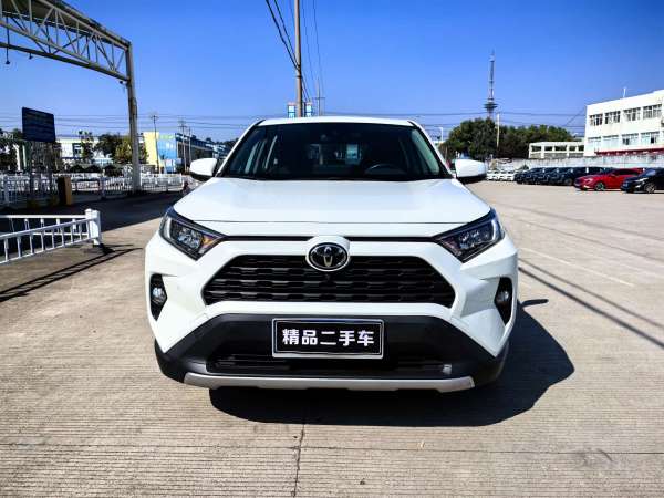 丰田 RAV4荣放  2021款 2.0L CVT两驱风尚版