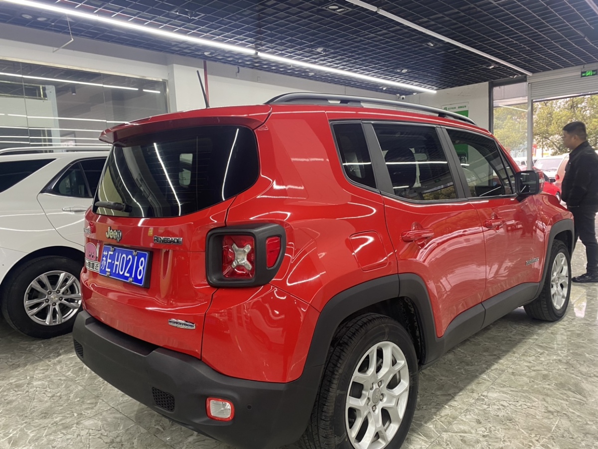 2019年01月Jeep 自由侠  2018款 互联大屏版 180T 自动劲能版