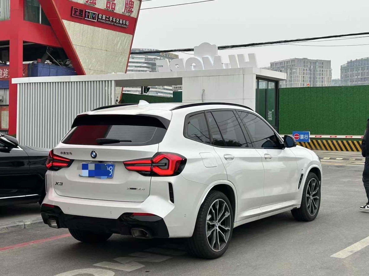 寶馬 寶馬X3  2023款 xDrive30i 領(lǐng)先型 M曜夜套裝圖片