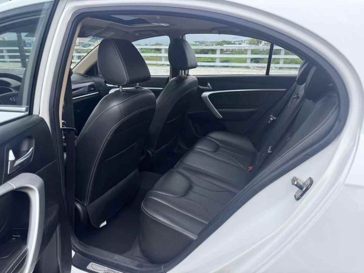 大眾 帕薩特新能源  2020款 430PHEV 混動(dòng)精英版 國(guó)V圖片