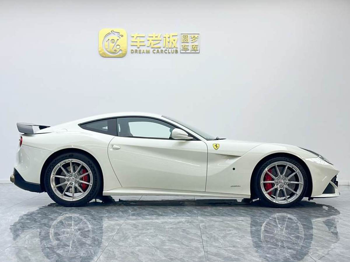 法拉利 F12berlinetta  2013款 6.3L 標(biāo)準(zhǔn)型圖片