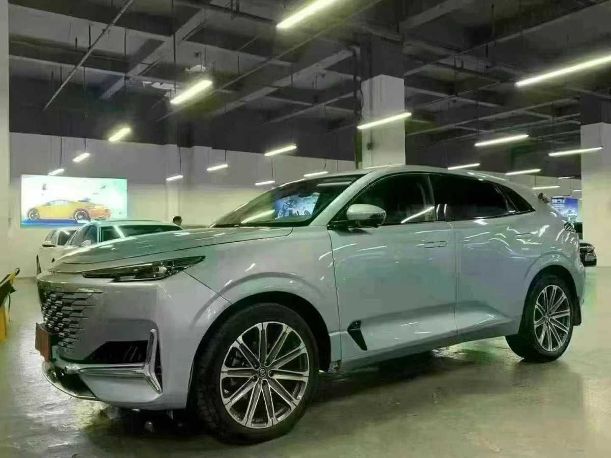 長(zhǎng)安 長(zhǎng)安UNI-K  2021款 2.0T 尊貴型圖片